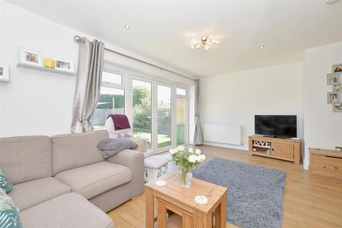 16 Blondell Drive, Bognor Regis, PO21 4BQ