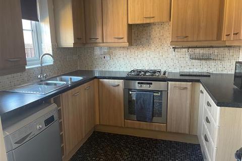 3 bedroom end of terrace house for sale - Mona Road, Chadderton