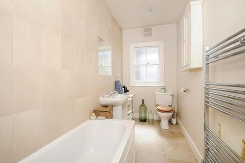 3 bedroom maisonette to rent - Swaby Road Earlsfield SW18