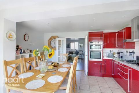 29 Lime Close, Stevenage, SG2 9QB