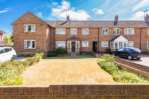 216 Beechings Way, Gillingham, ME8 6ST