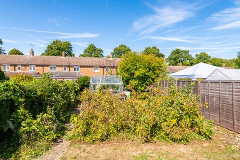 216 Beechings Way, Gillingham, ME8 6ST