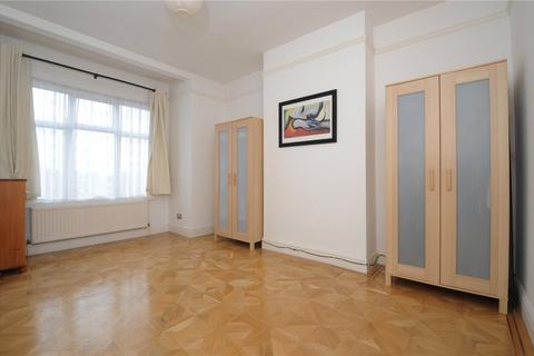 2 bedroom maisonette to rent, Colney Hatch Lane, London, N10