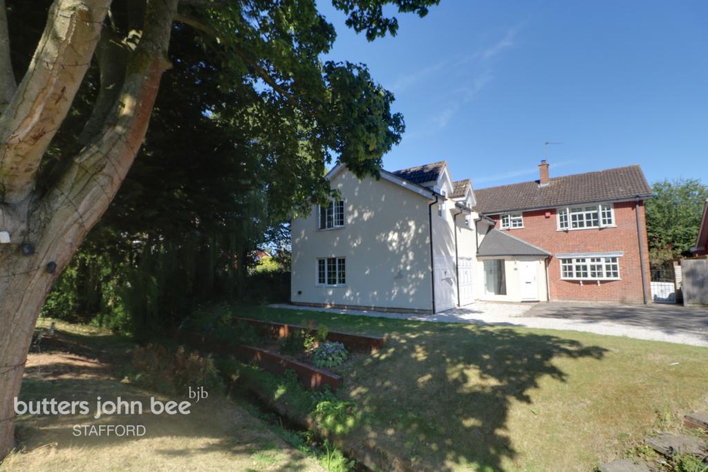 Brook Lane, Stafford 6 bed detached house for sale £680,000