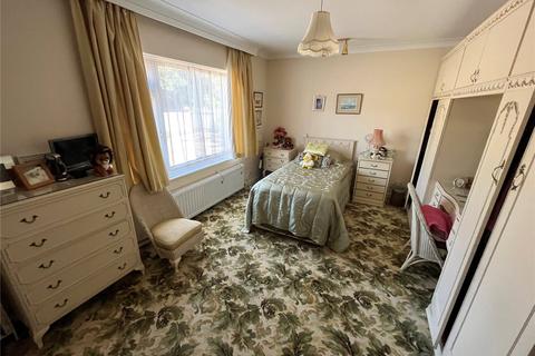 3 Ashley Park, Ashley Heath, Ringwood, BH24 2HA
