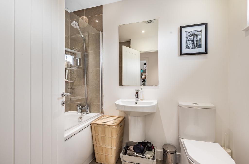 Bathroom (2)