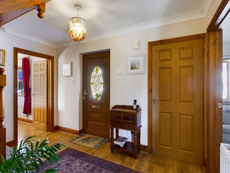 Castell Pigyn Road, Abergwili, Carmarthen 4 bed detached house for sale