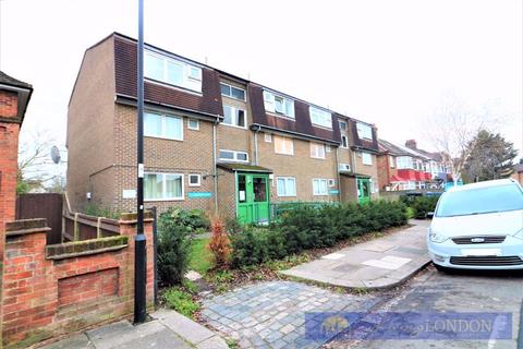 Flat 4, Kenwood House, 10 Cyprus Road, London, N9 9QE
