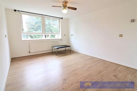 Flat 4, Kenwood House, 10 Cyprus Road, London, N9 9QE