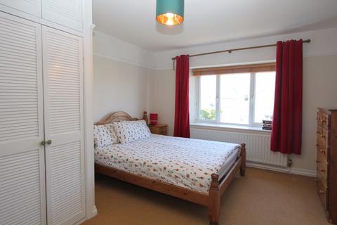 3 bedroom semi-detached house for sale - Barons Close, Llantwit Major