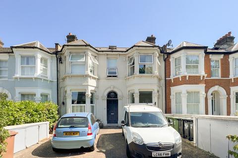 65a Wellmeadow Road, Catford, London, SE13 6TA