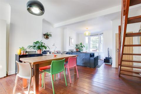 26 Falmer Road, Enfield, EN1 1PY