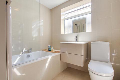 26 Falmer Road, Enfield, EN1 1PY