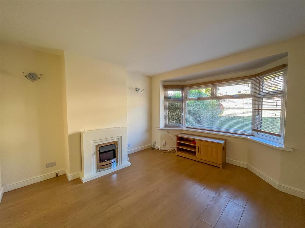 Glanwern Avenue, Newport 3 bed semidetached house for sale £225,000