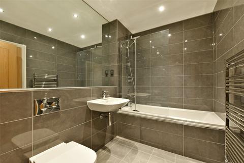3 bedroom terraced house to rent, Kensington Mews, Windsor, Berkshire, SL4