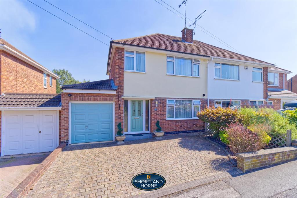 Ivybridge Road, Styvechale, Coventry 3 bed semidetached house £365,000