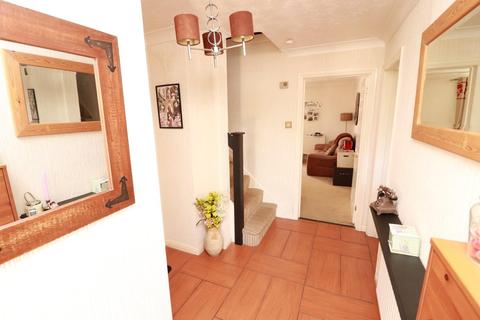 15 Parnall Crescent, Yate, Bristol, BS37 5XS