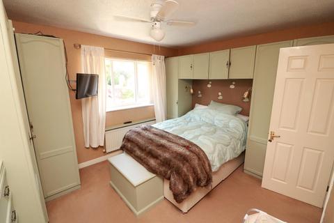15 Parnall Crescent, Yate, Bristol, BS37 5XS