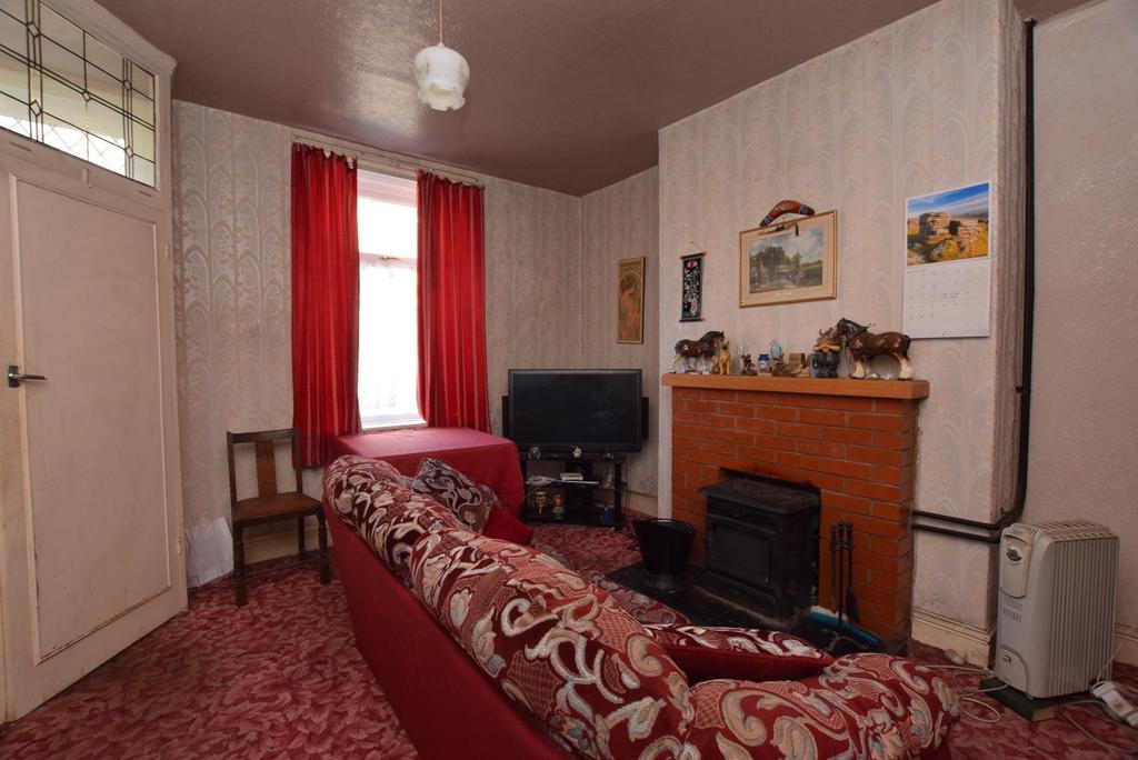 Clarence Street, Barnoldswick 1 bed terraced house £86,000