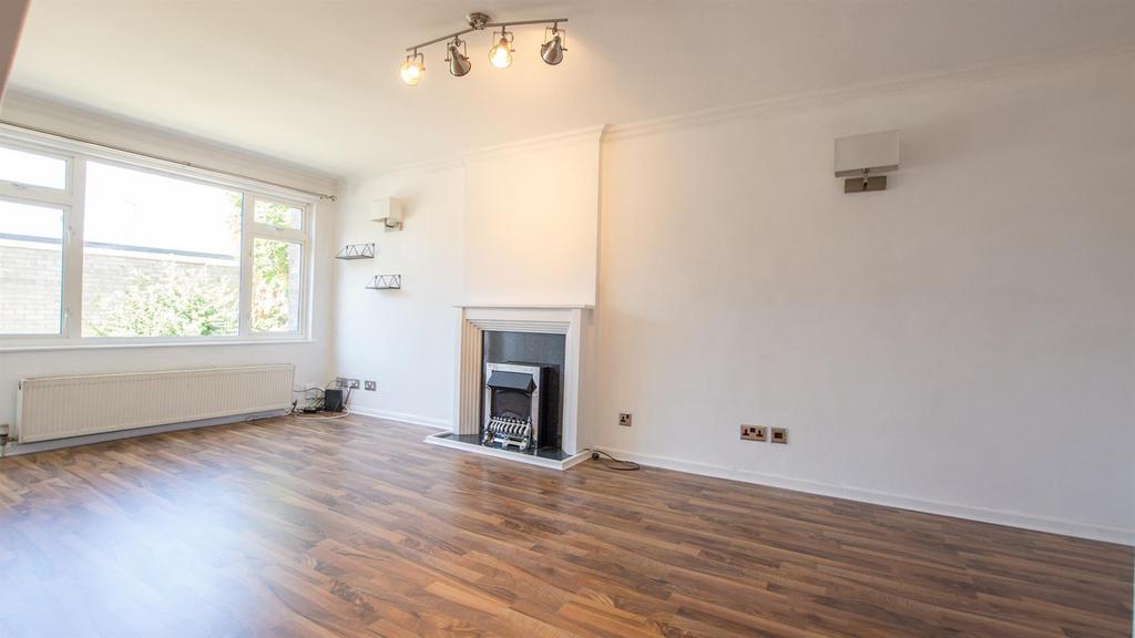 Harold Court, York, YO24 3PX 2 bed end of terrace house to rent