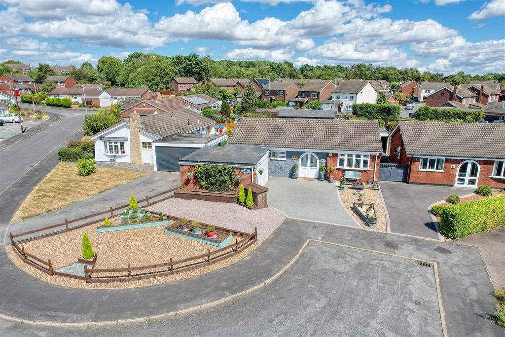 Eyebrook Close, Loughborough 3 bed detached bungalow £425,000