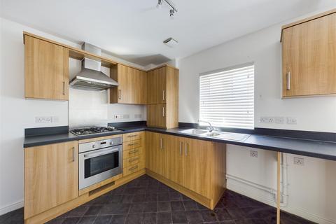 35 Eustace Crescent, Strood, Rochester, ME2 2GL