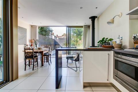63 Llanfair Road, Cardiff, CF11 9QA