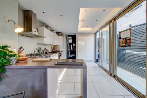63 Llanfair Road, Cardiff, CF11 9QA