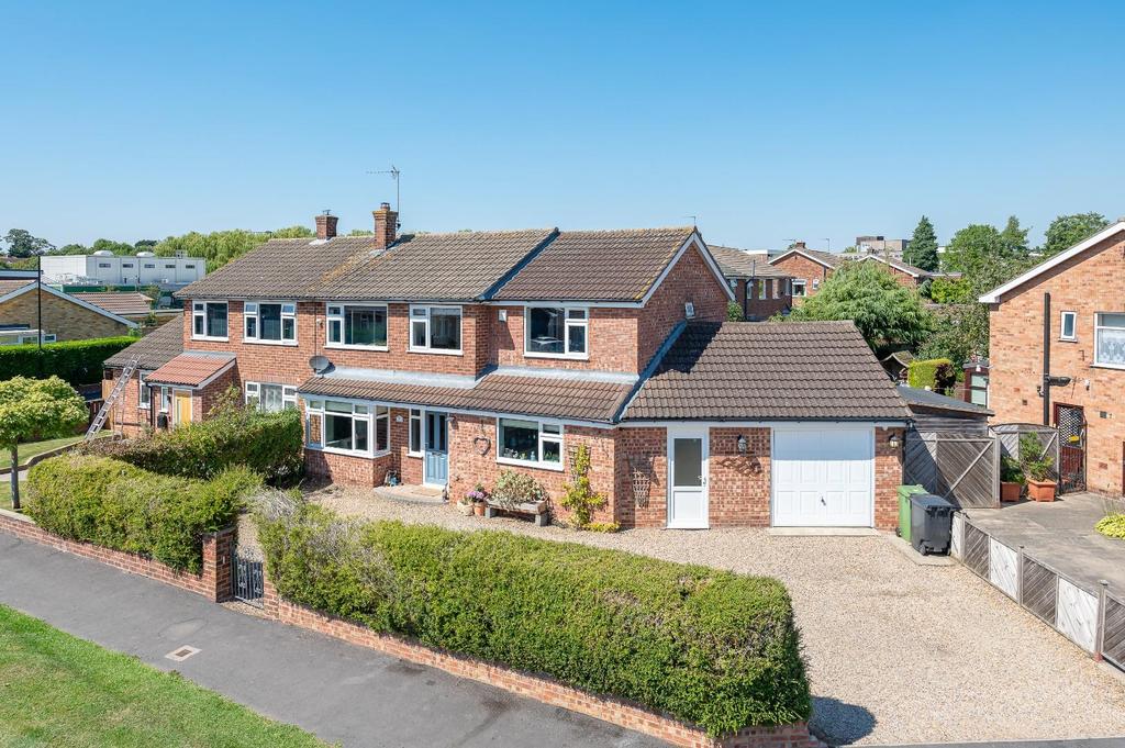 Crossways, Badger Hill, York 5 bed semidetached house £550,000
