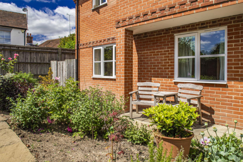 2 bedroom apartment to rent, 1 Belleme Mews, Goring on Thames, RG8