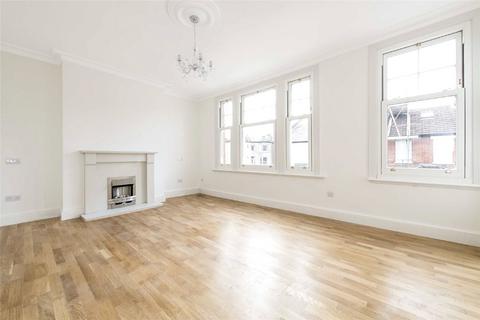 2 bedroom terraced house to rent, Cavendish Road, London, SW12