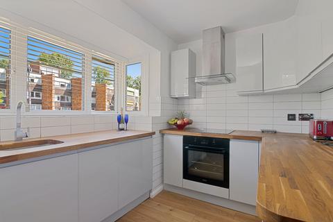 6 Riverside Close, St Albans, AL1 1SG