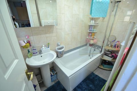 93 Rowdowns Road, Dagenham, RM9 6NH