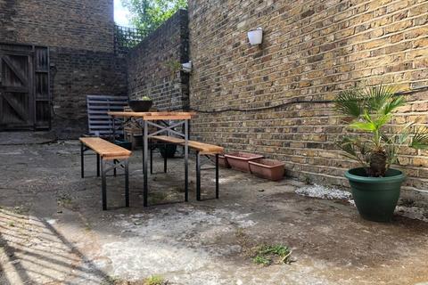 Office to rent, Newington Green Road, London, N1