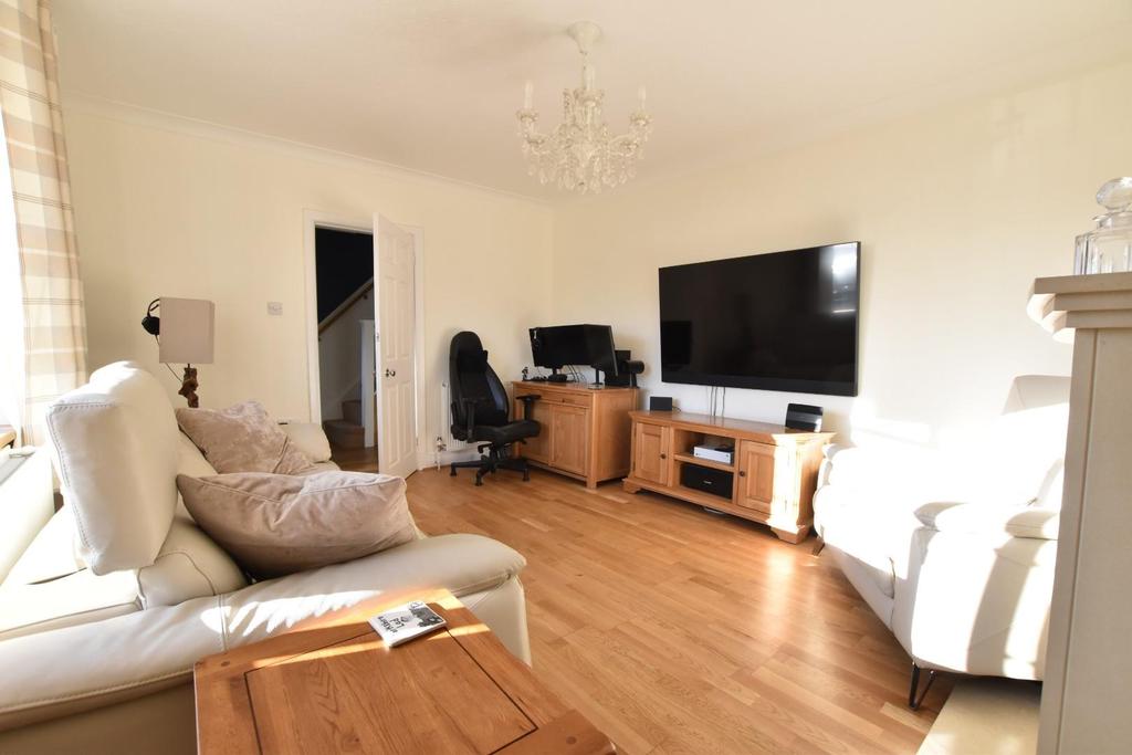 North Street, West Butterwick, Scunthorpe 3 bed detached house £340,000
