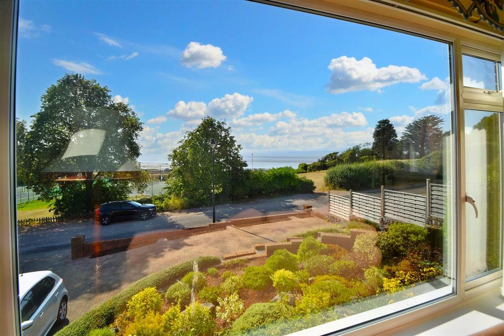 Lake Road, Portishead 4 bed detached bungalow £925,000
