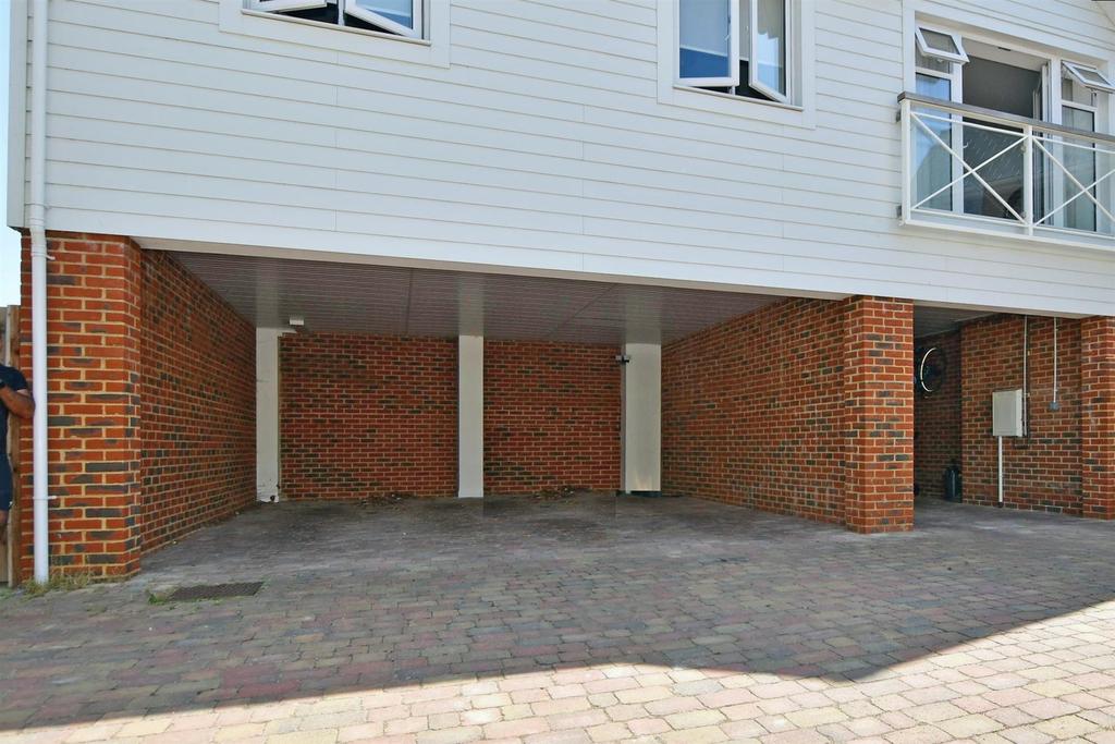 Driveway/Parking
