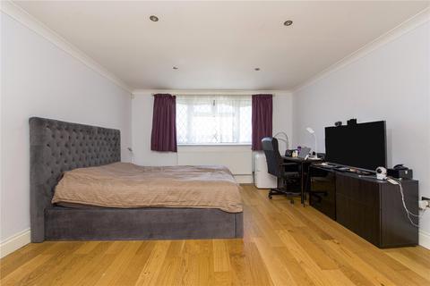 17 Long Walk, New Malden, KT3 3EJ