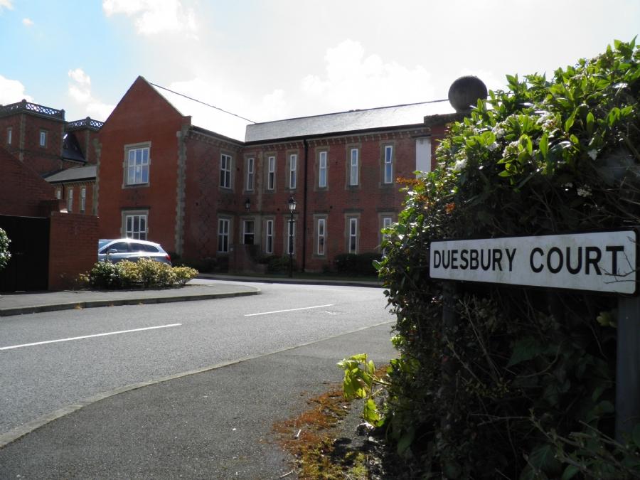 DUESBURY COURT, MICKLEOVER 2 bed flat £795 pcm (£183 pw)