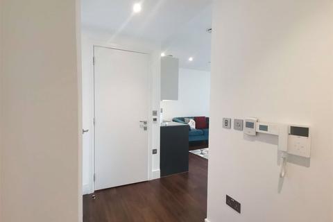 Studio to rent, Maine Tower, Harbour Central, Canary Wharf, E14