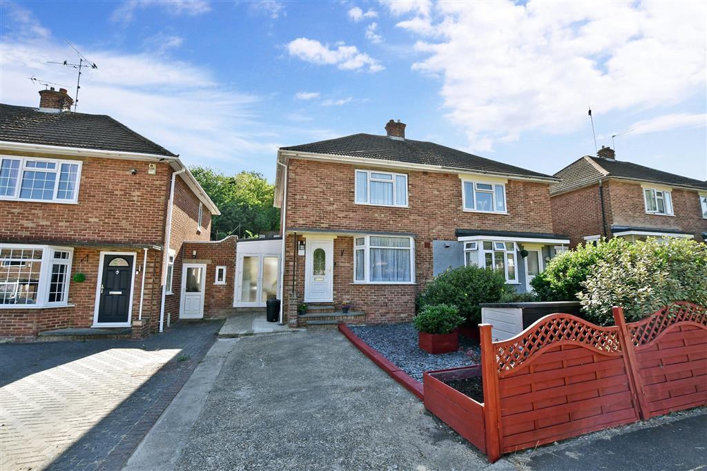 The Tideway, Rochester, Kent 2 bed semidetached house for sale £325,000