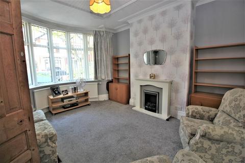 3 bedroom semi-detached house for sale - Hornby Road, Stretford