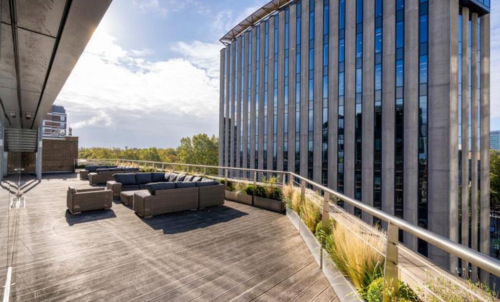 7th floor terrace