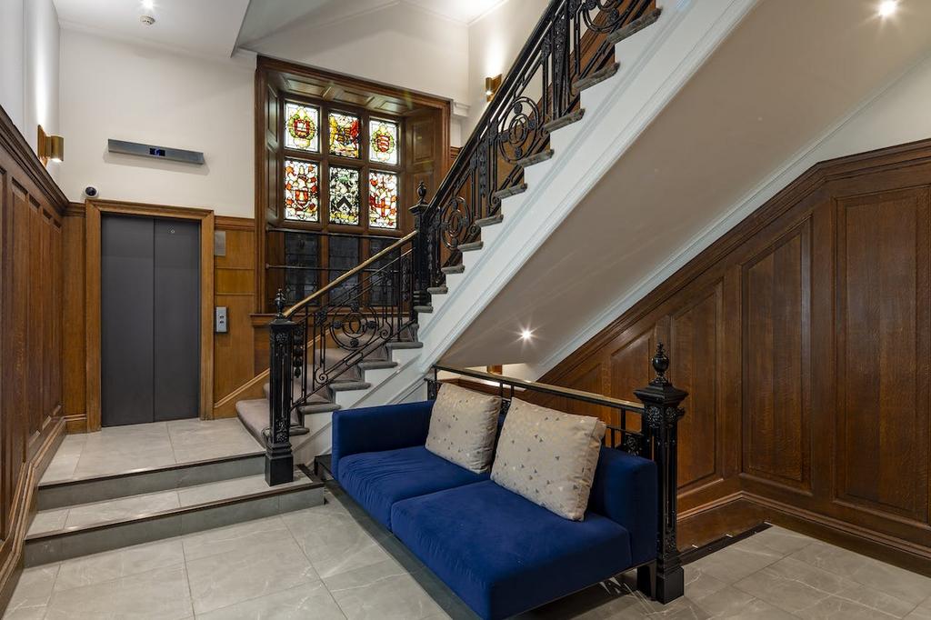 90 Basinghall St14.jpg