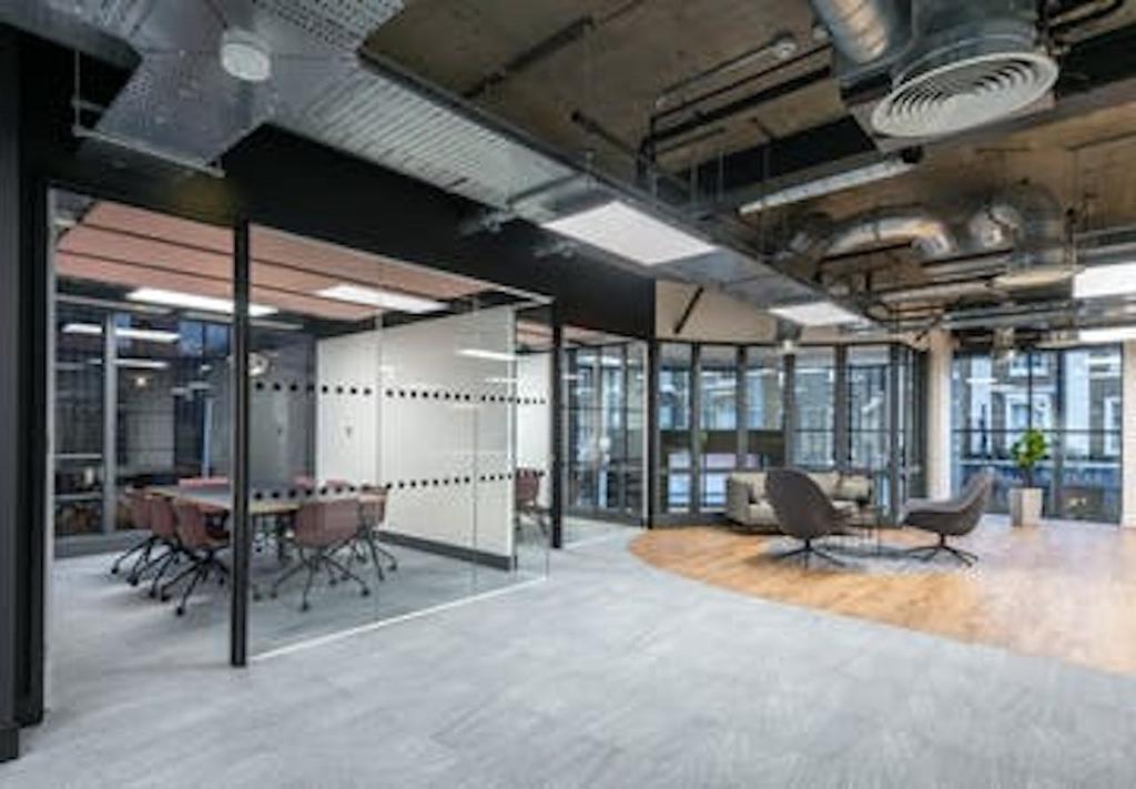6a4ace8d0eb646f1df53f9855c31ac7f120 Leman Street