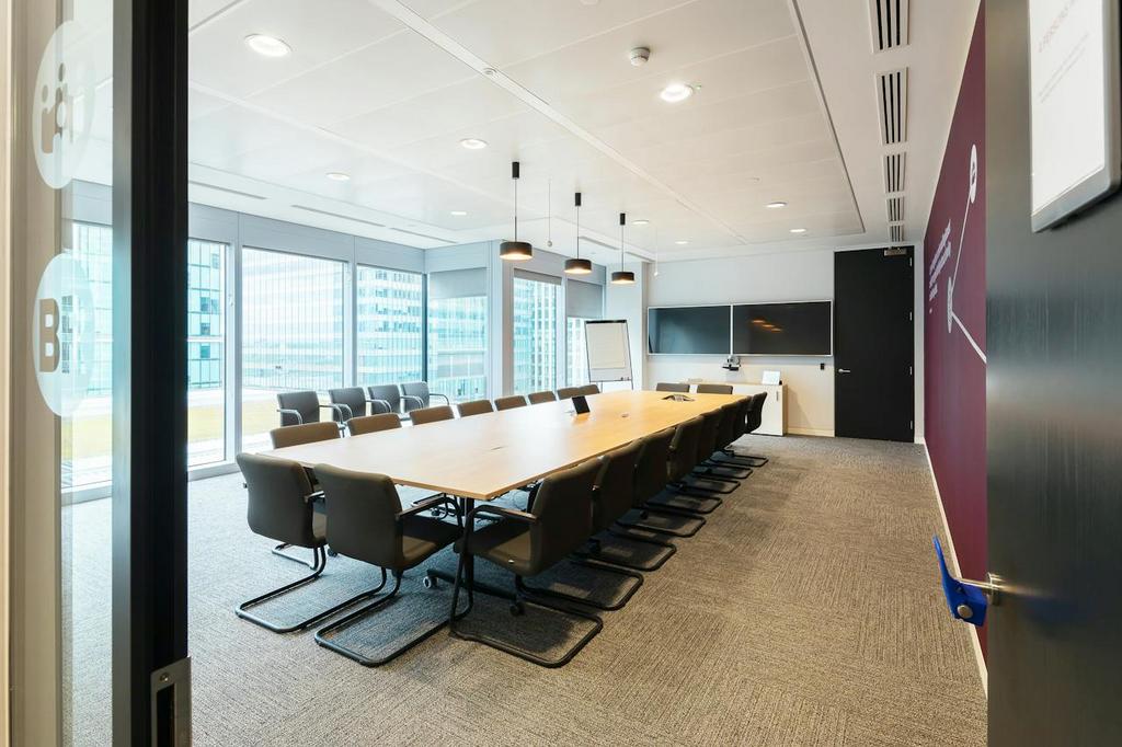 D7 A9392 060521 SCD 22 Canada Square Large.jpg