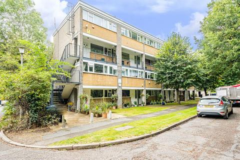 43 Link Way, Denham, Uxbridge, UB9 5NL