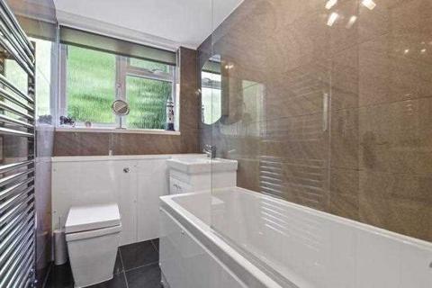 43 Link Way, Denham, Uxbridge, UB9 5NL