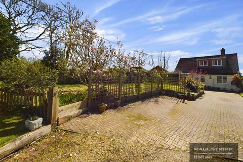 4 bedroom cottage for sale, Church Lane, Ninfield, TN33