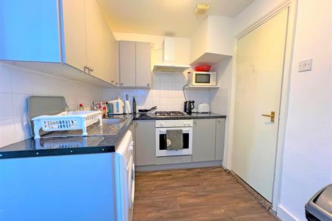 136 Cann Hall Road, London, E11 3NH